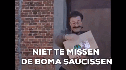 Boma schrikt van een bom