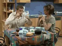 Samen eten aan tafel