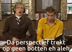Pol leest boek naast vrouw