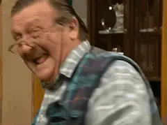 Nandje lacht hartelijk